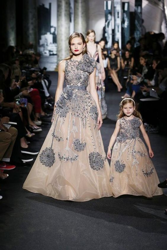 Double dressing мама и дочка от Elie Saab