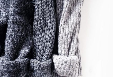 Тренд сезона 20/21: серый свитер
