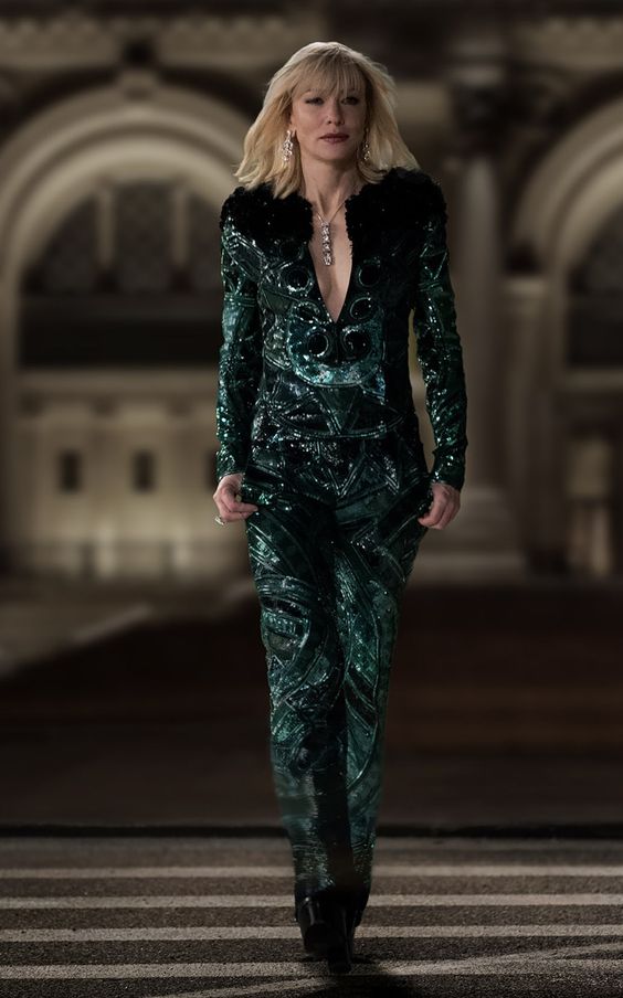 Кейт Бланшет в зелёном смокинге Givenchy