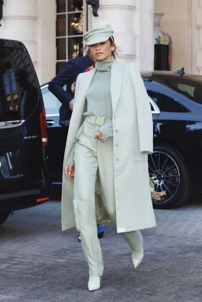 Дженнифер Лопес (Jennifer Lopez) в костюме мятного цвета